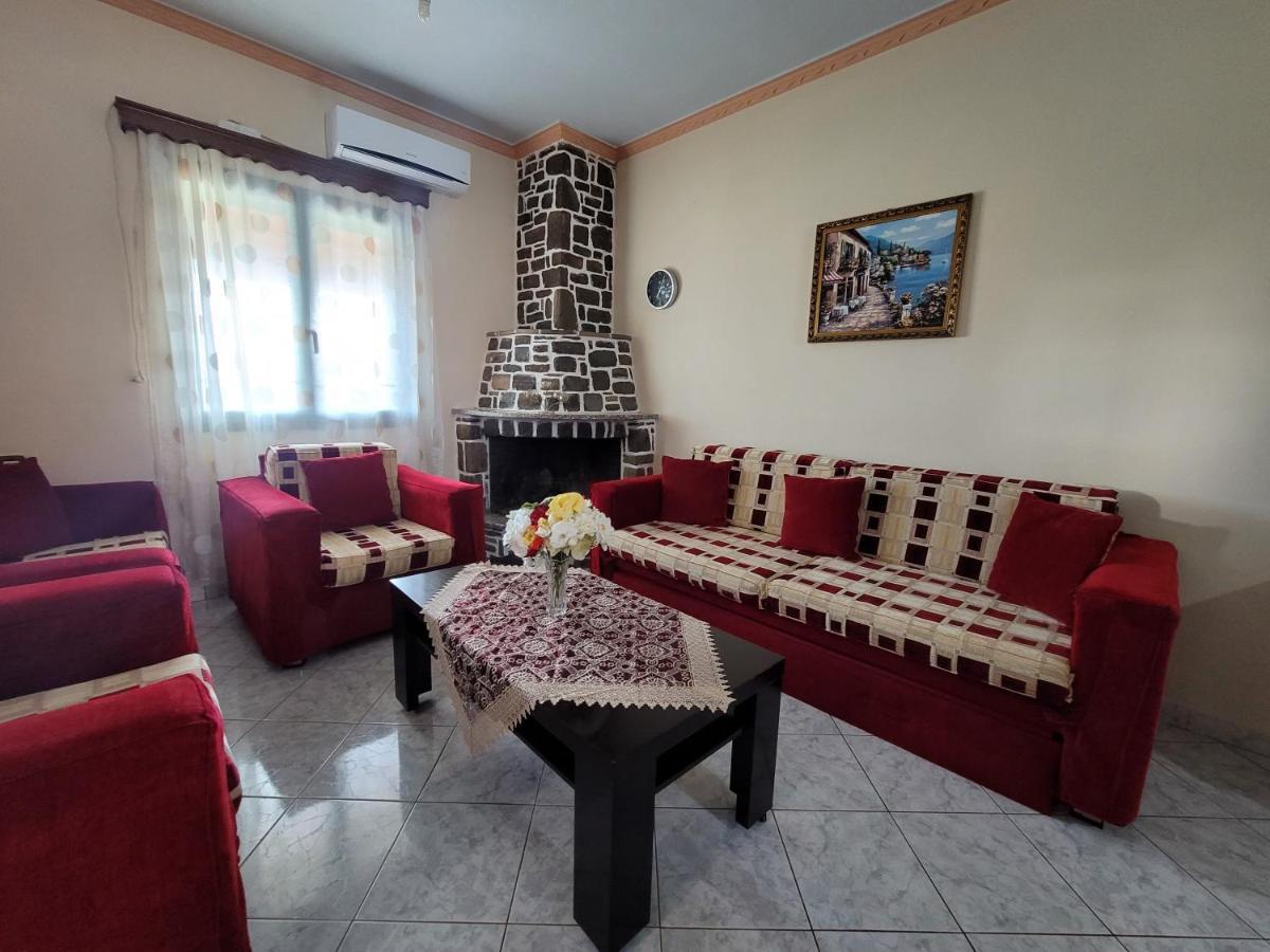 Petrefi Apartments Εξαμίλιο Εξωτερικό φωτογραφία