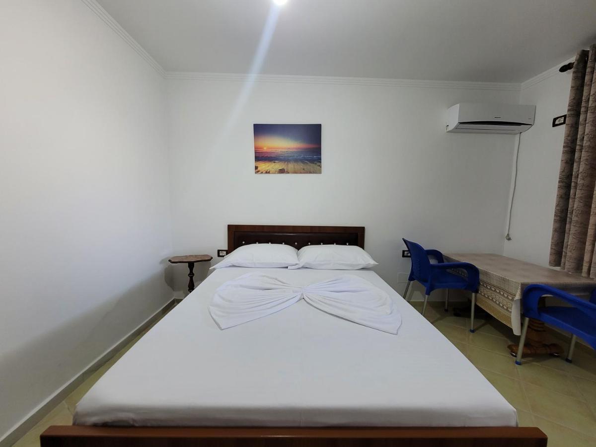 Petrefi Apartments Εξαμίλιο Εξωτερικό φωτογραφία