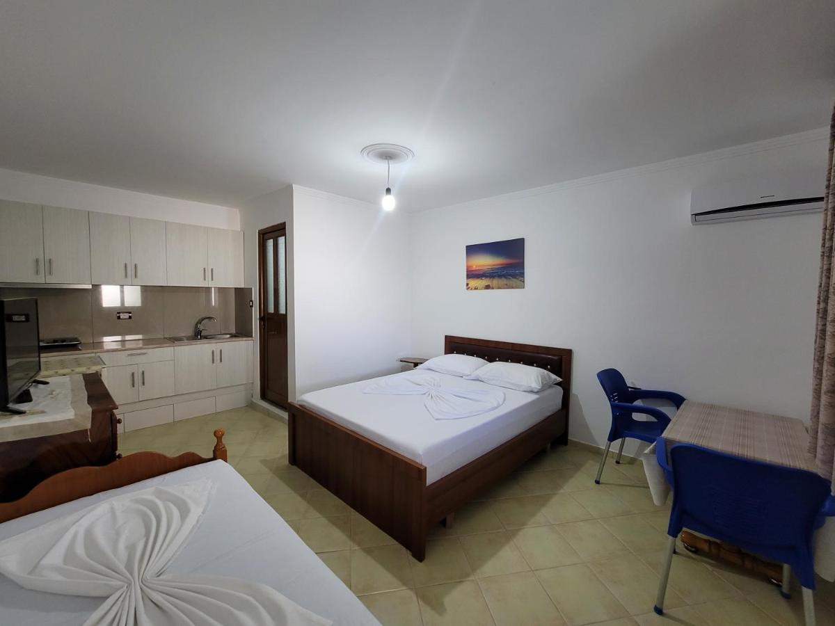 Petrefi Apartments Εξαμίλιο Εξωτερικό φωτογραφία