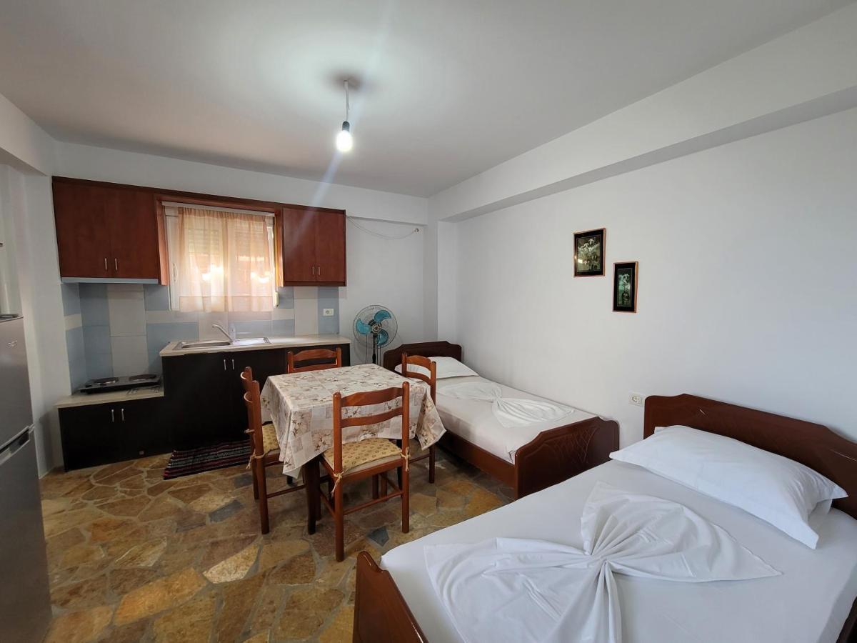 Petrefi Apartments Εξαμίλιο Εξωτερικό φωτογραφία