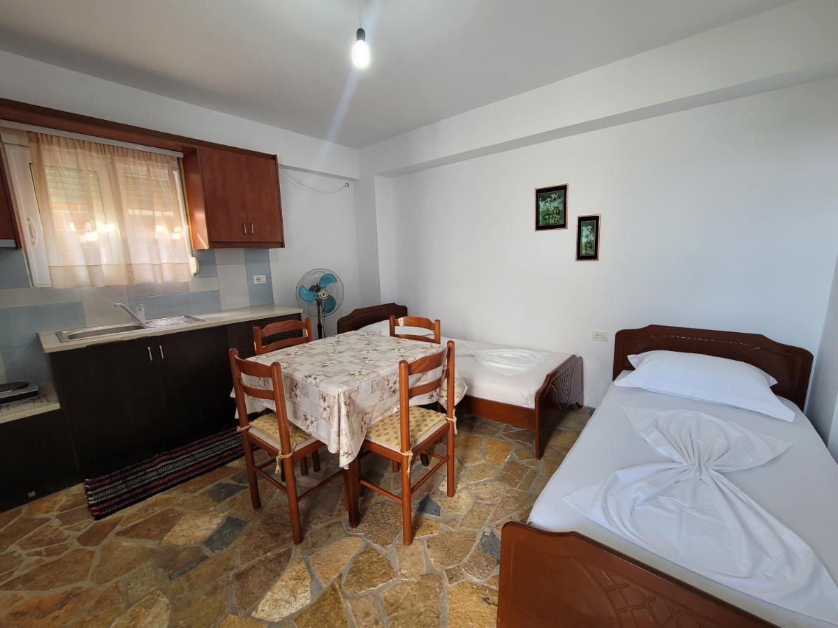 Petrefi Apartments Εξαμίλιο Εξωτερικό φωτογραφία