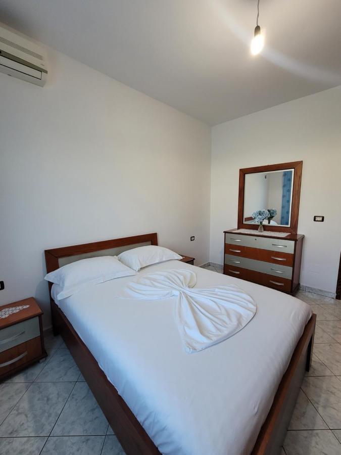 Petrefi Apartments Εξαμίλιο Εξωτερικό φωτογραφία