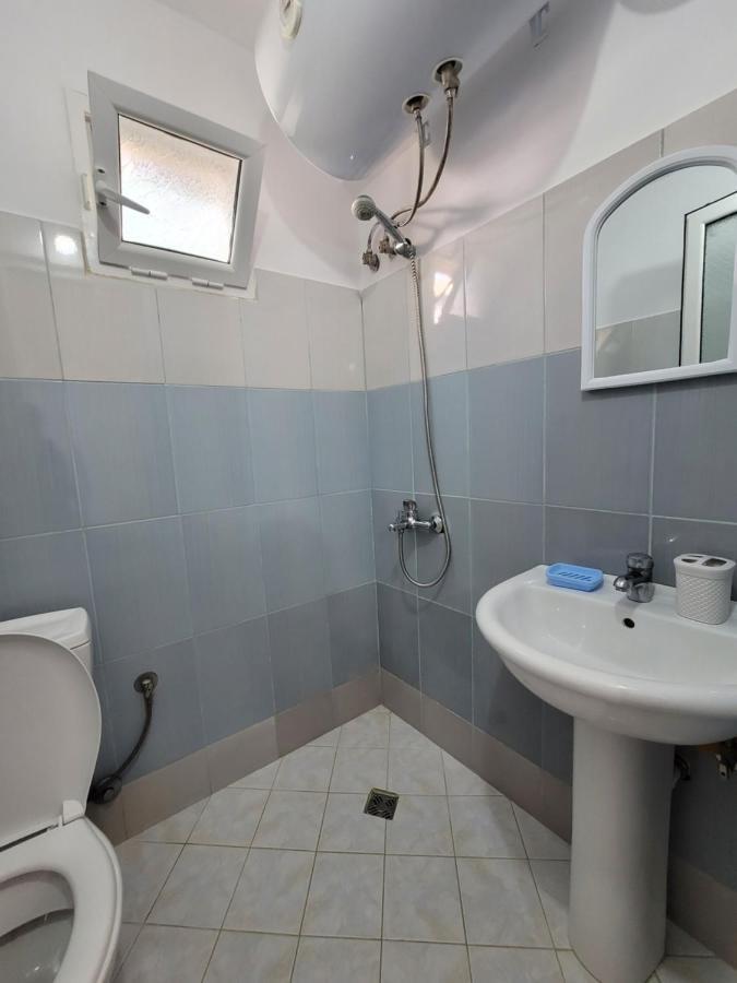 Petrefi Apartments Εξαμίλιο Εξωτερικό φωτογραφία