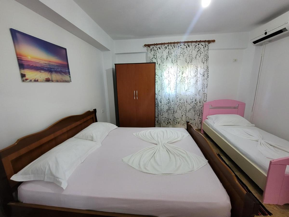 Petrefi Apartments Εξαμίλιο Εξωτερικό φωτογραφία